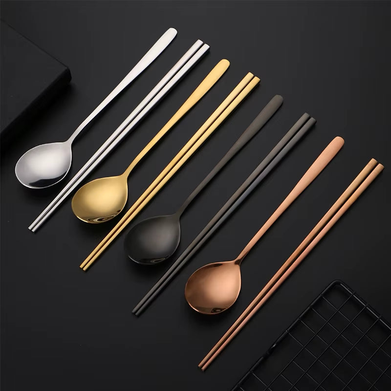 18/10 Korean Stainless Steel Food Chopsticks Spoon Set Long Handle Non-Slip Chopsticks Dessert Spoons Dinnerware Set