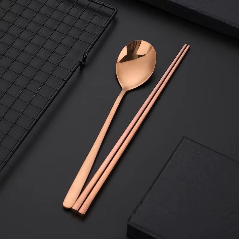 18/10 Korean Stainless Steel Food Chopsticks Spoon Set Long Handle Non-Slip Chopsticks Dessert Spoons Dinnerware Set